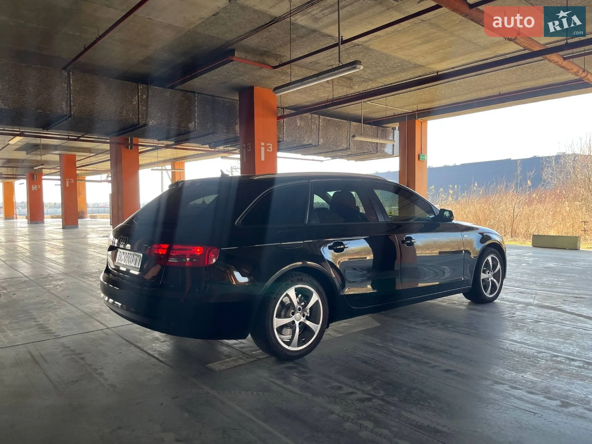 2012 Audi A4 - мініатюра 11