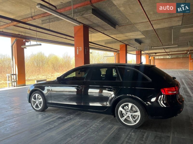 Универсал Audi A4 2012 в Львове