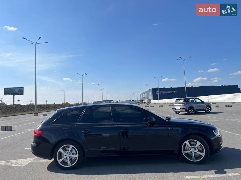 Универсал Audi A4 2012 в Львове