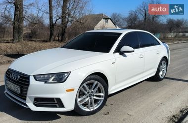 Седан Audi A4 2016 в Ромнах