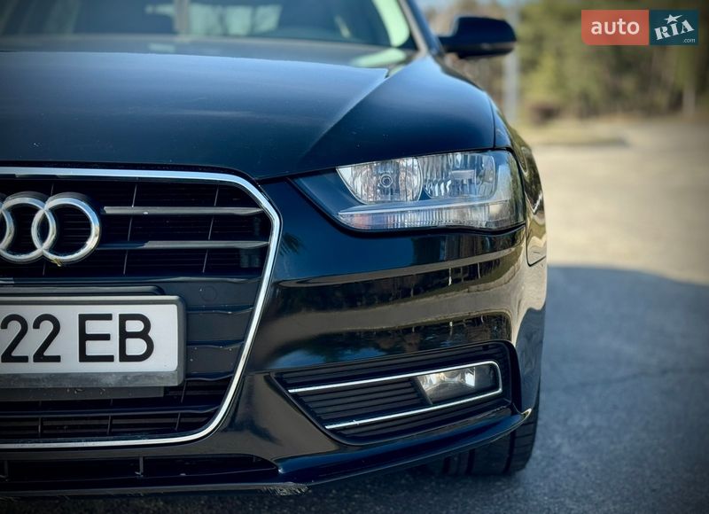Седан Audi A4 2014 в Горишних Плавнях