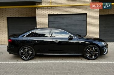 Седан Audi A4 2021 в Житомирі