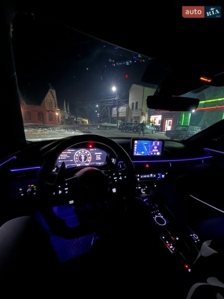 Седан Audi A4 2016 в Киеве