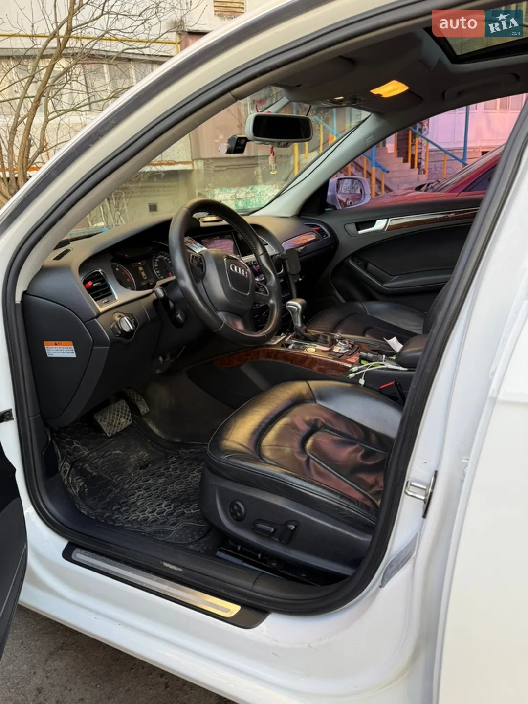 2011 Audi A4 - мініатюра 5