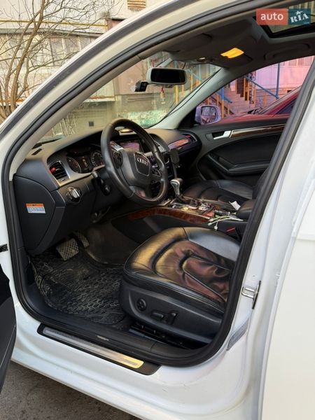 Седан Audi A4 2011 в Киеве