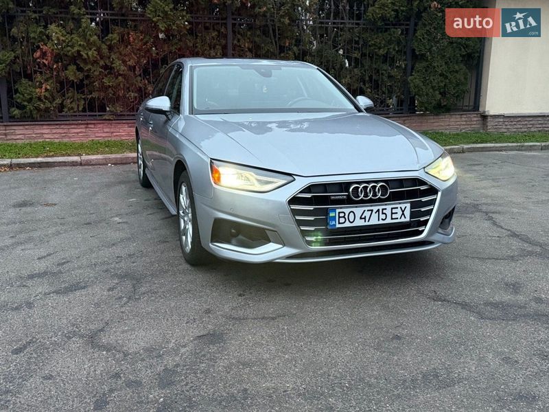 Седан Audi A4 2021 в Киеве