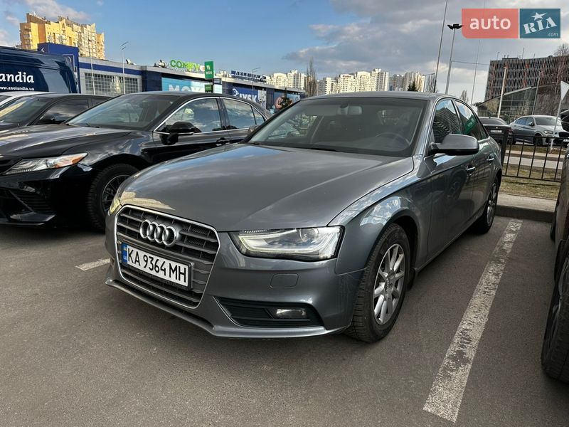 Audi A4 2014