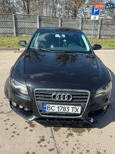 Седан Audi A4 2011 в Львове