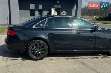 Седан Audi A4 2011 в Львове