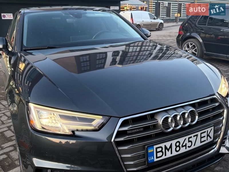 Седан Audi A4 2016 в Ромнах