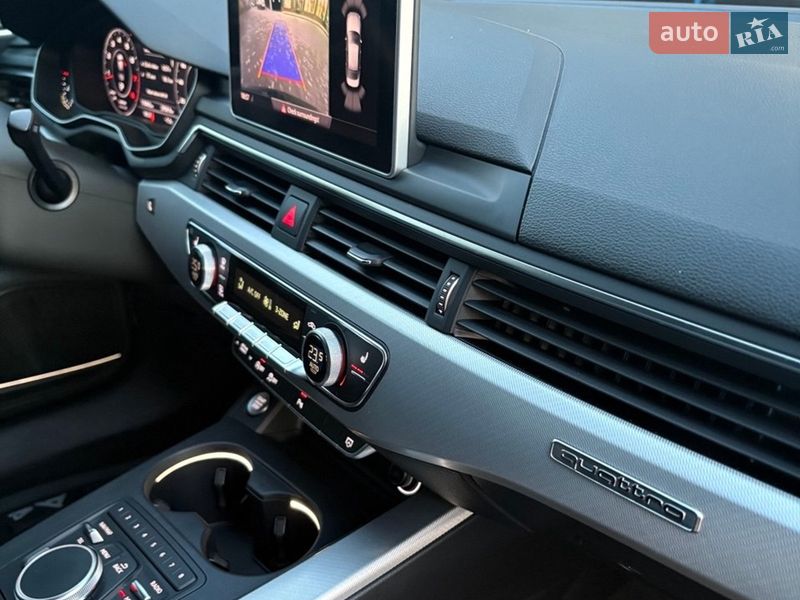Седан Audi A4 2016 в Ромнах