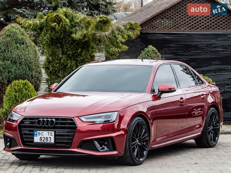 Седан Audi A4 2019 в Львові