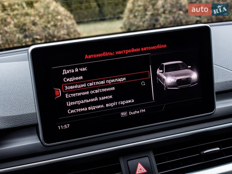 Седан Audi A4 2019 в Львові