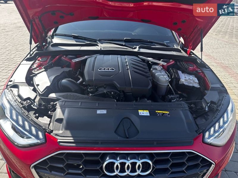 Седан Audi A4 2023 в Харькове