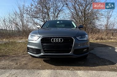 Седан Audi A4 2014 в Виннице