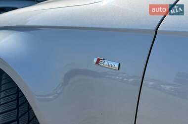 Седан Audi A4 2014 в Львове