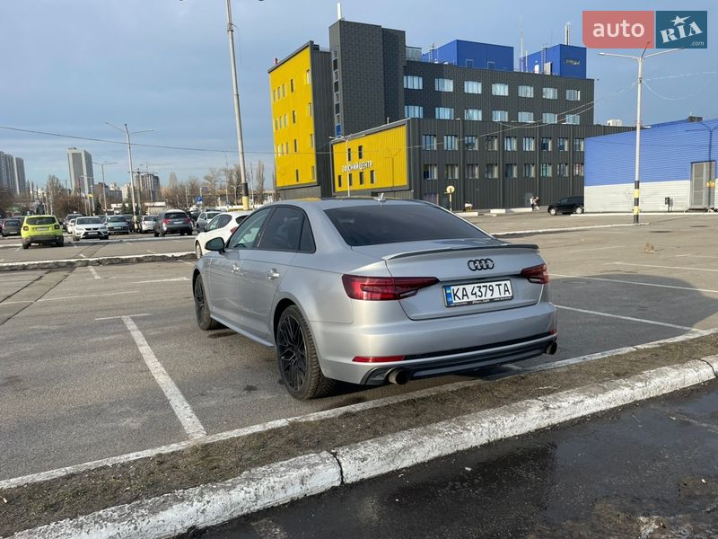 Седан Audi A4 2018 в Киеве