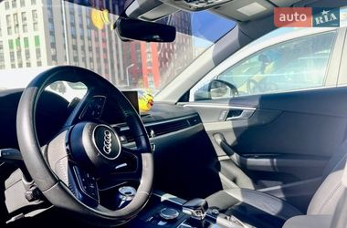 Седан Audi A4 2018 в Киеве