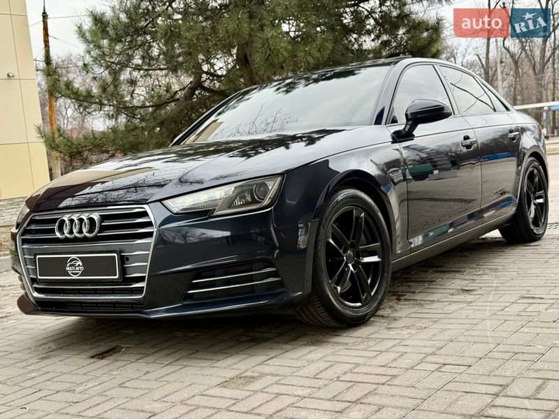 Седан Audi A4 2016 в Дніпрі