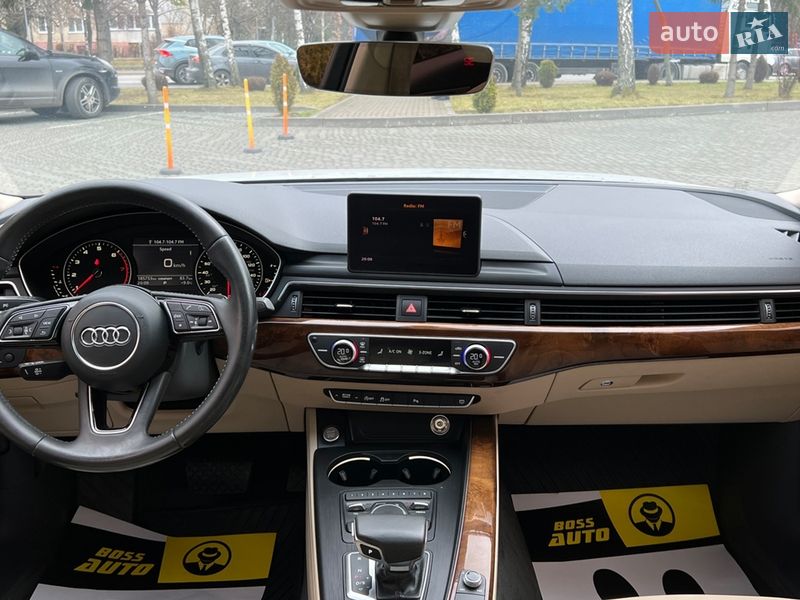 Седан Audi A4 2017 в Львові