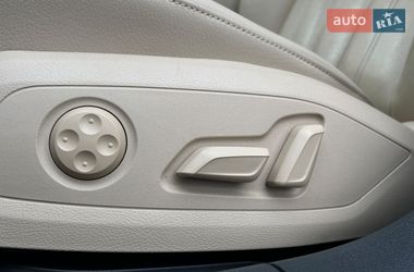 Седан Audi A4 2017 в Львові