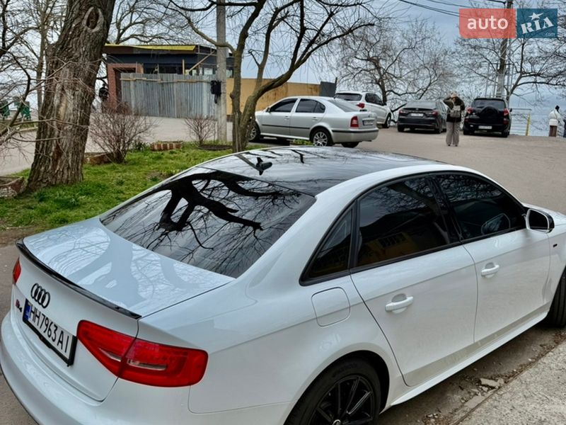 Седан Audi A4 2015 в Одессе