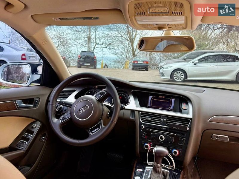 Седан Audi A4 2015 в Одессе