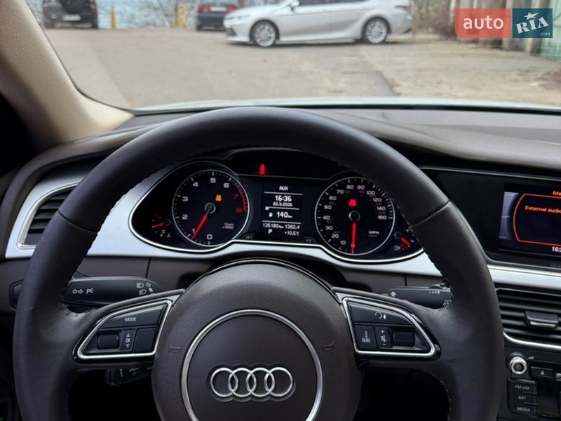 Седан Audi A4 2015 в Одесі