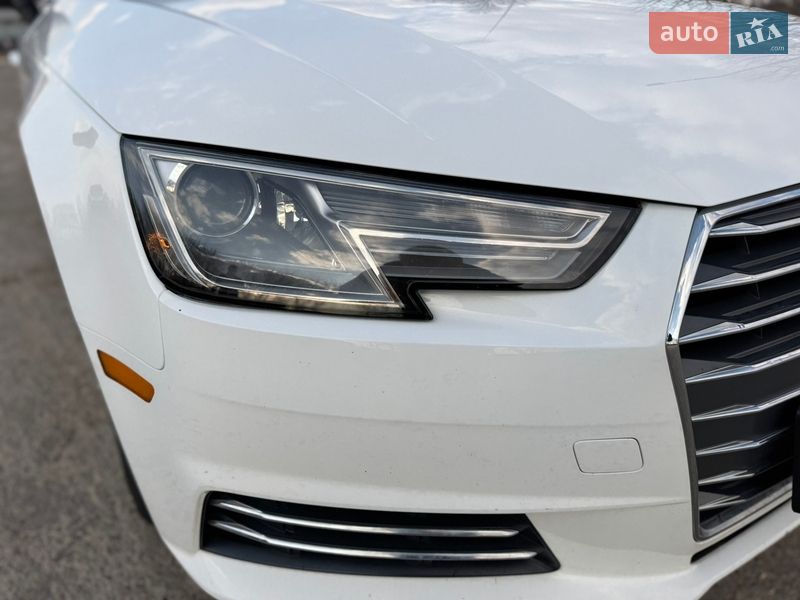 Седан Audi A4 2017 в Чернигове