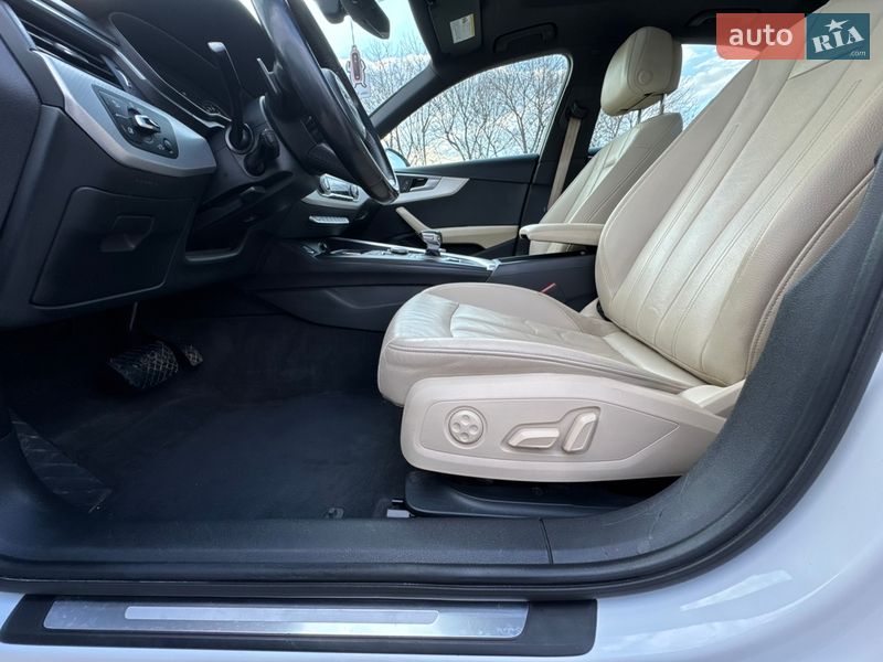Седан Audi A4 2017 в Чернигове