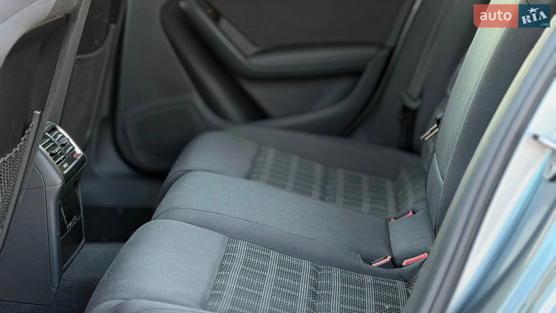 2011 Audi A4 - мініатюра 39