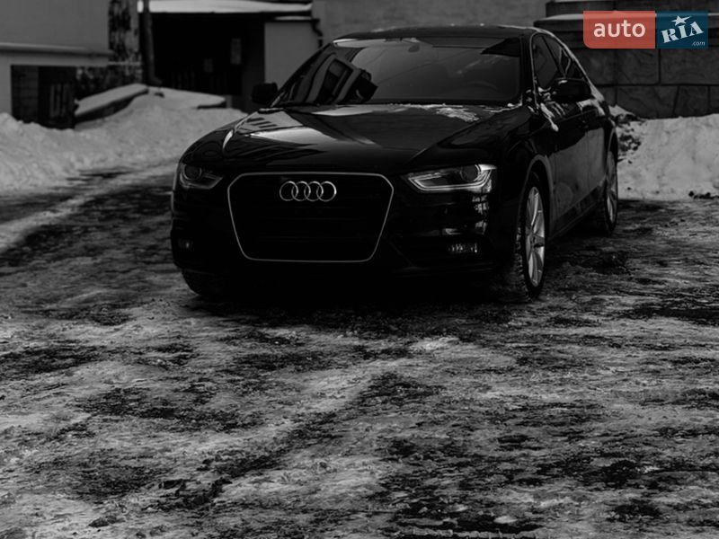 Седан Audi A4 2012 в Броварах