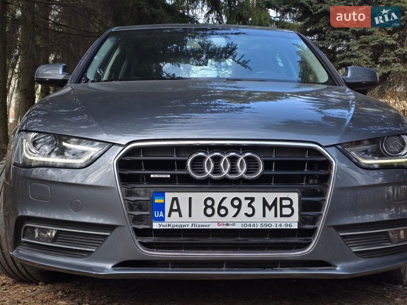 Седан Audi A4 2013 в Києві