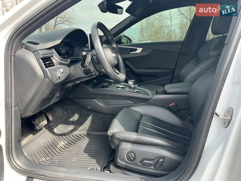 Седан Audi A4 2017 в Павлограді