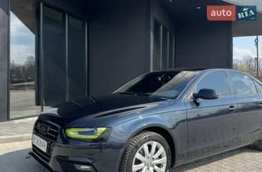 Седан Audi A4 2014 в Шептицькому