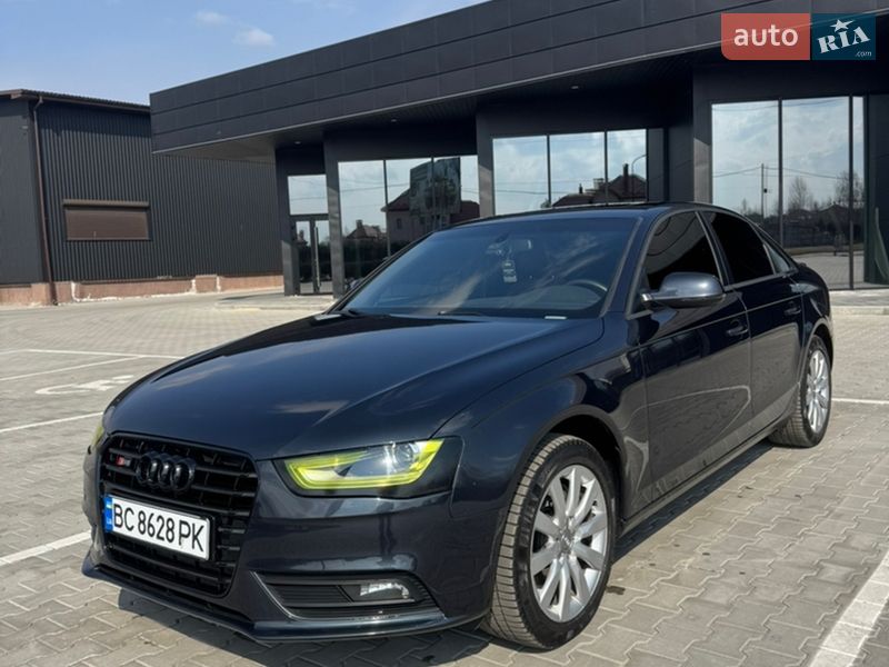 Седан Audi A4 2014 в Шептицькому