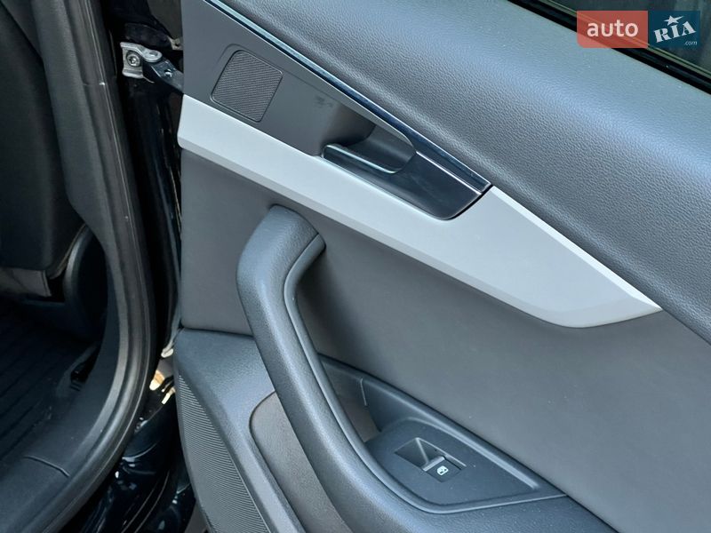 Седан Audi A4 2021 в Києві
