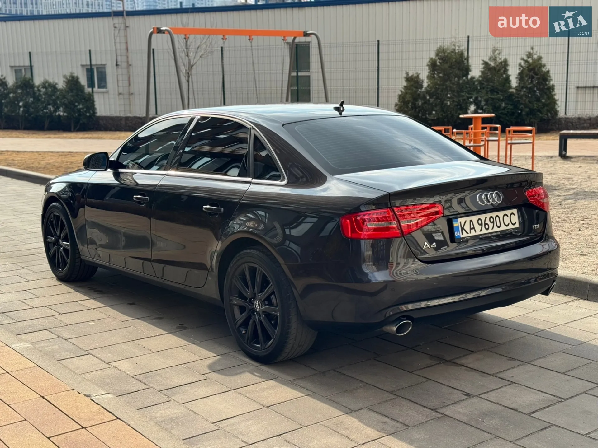 2013 Audi A4 - мініатюра 12