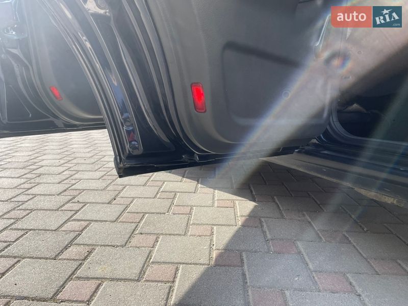 Седан Audi A4 2000 в Хусте