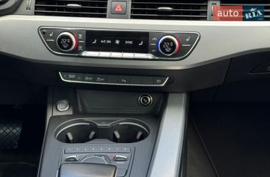 Седан Audi A4 2017 в Києві