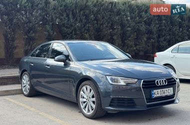 Седан Audi A4 2017 в Киеве