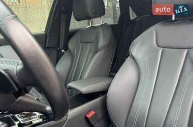 Седан Audi A4 2021 в Полтаві