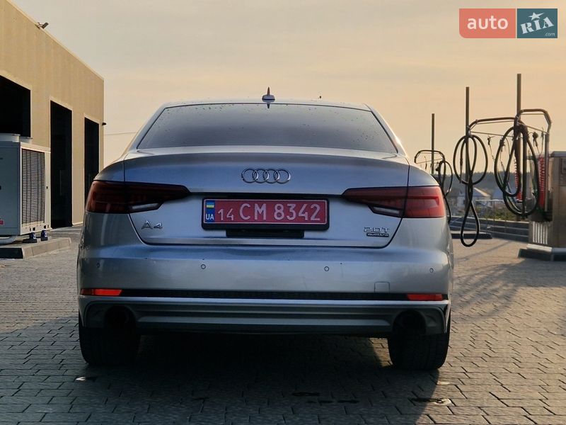Седан Audi A4 2018 в Львове