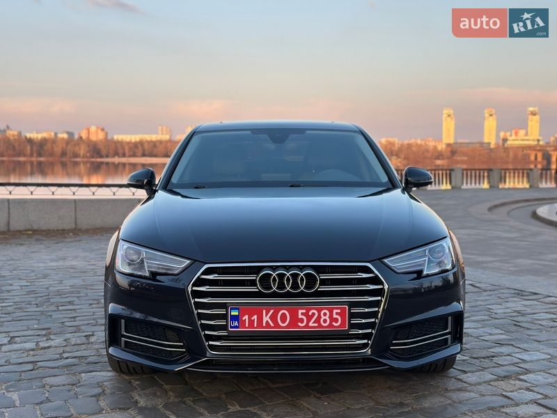 Седан Audi A4 2018 в Киеве