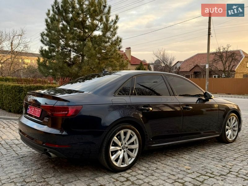 Седан Audi A4 2018 в Днепре