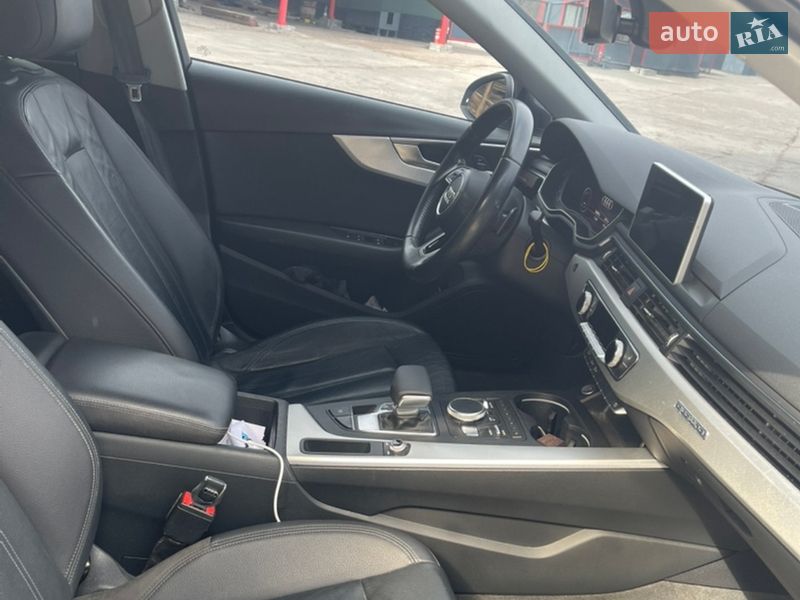 Седан Audi A4 2016 в Чернігові