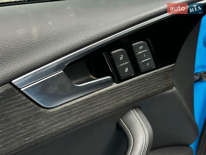 Седан Audi A4 2022 в Львове фото 25 Седан Audi A4 2022 в Львове