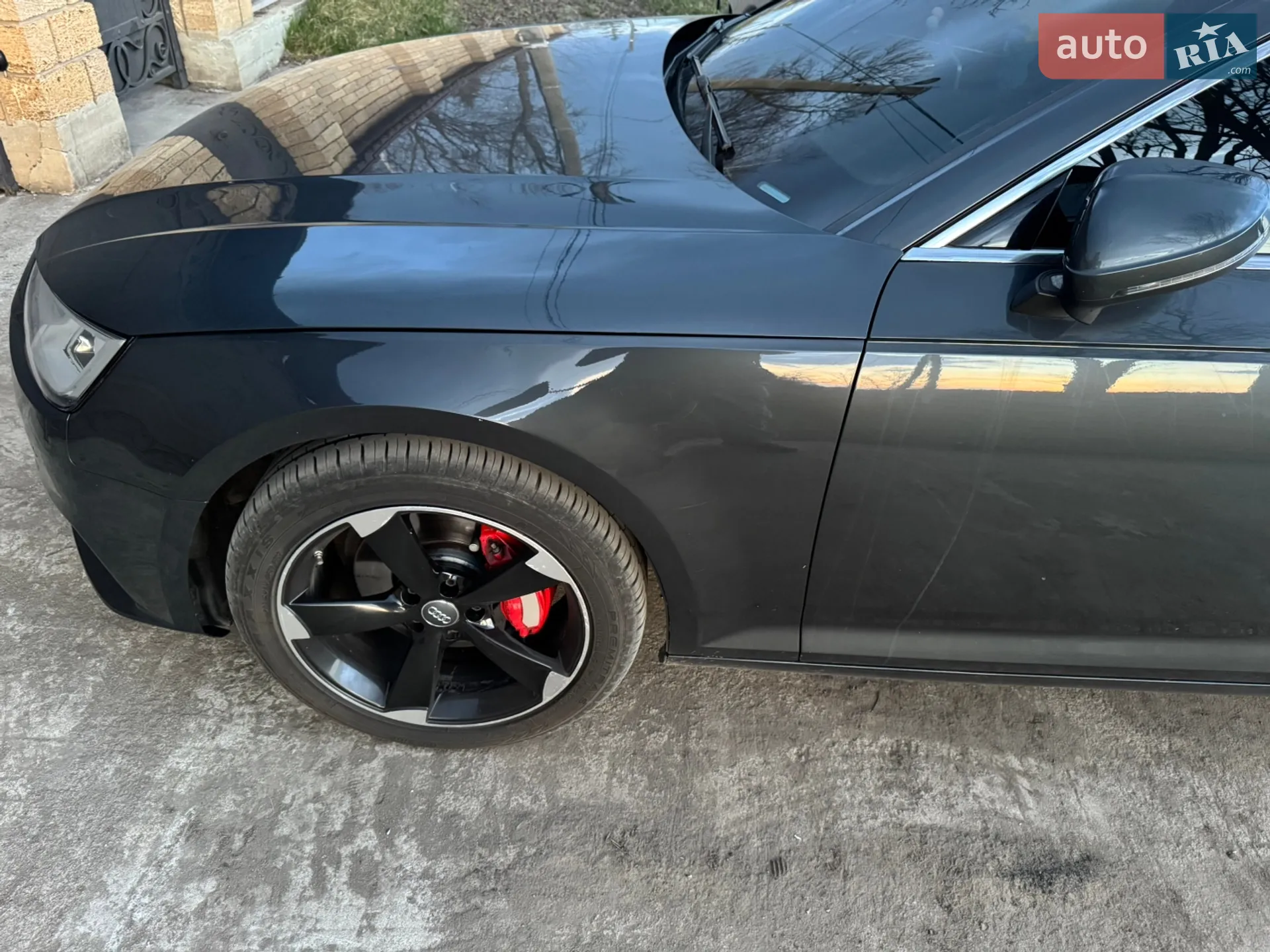 Audi A4 2016 VIN WAUZZZF41GA037992 фото оголошення 4 з 27