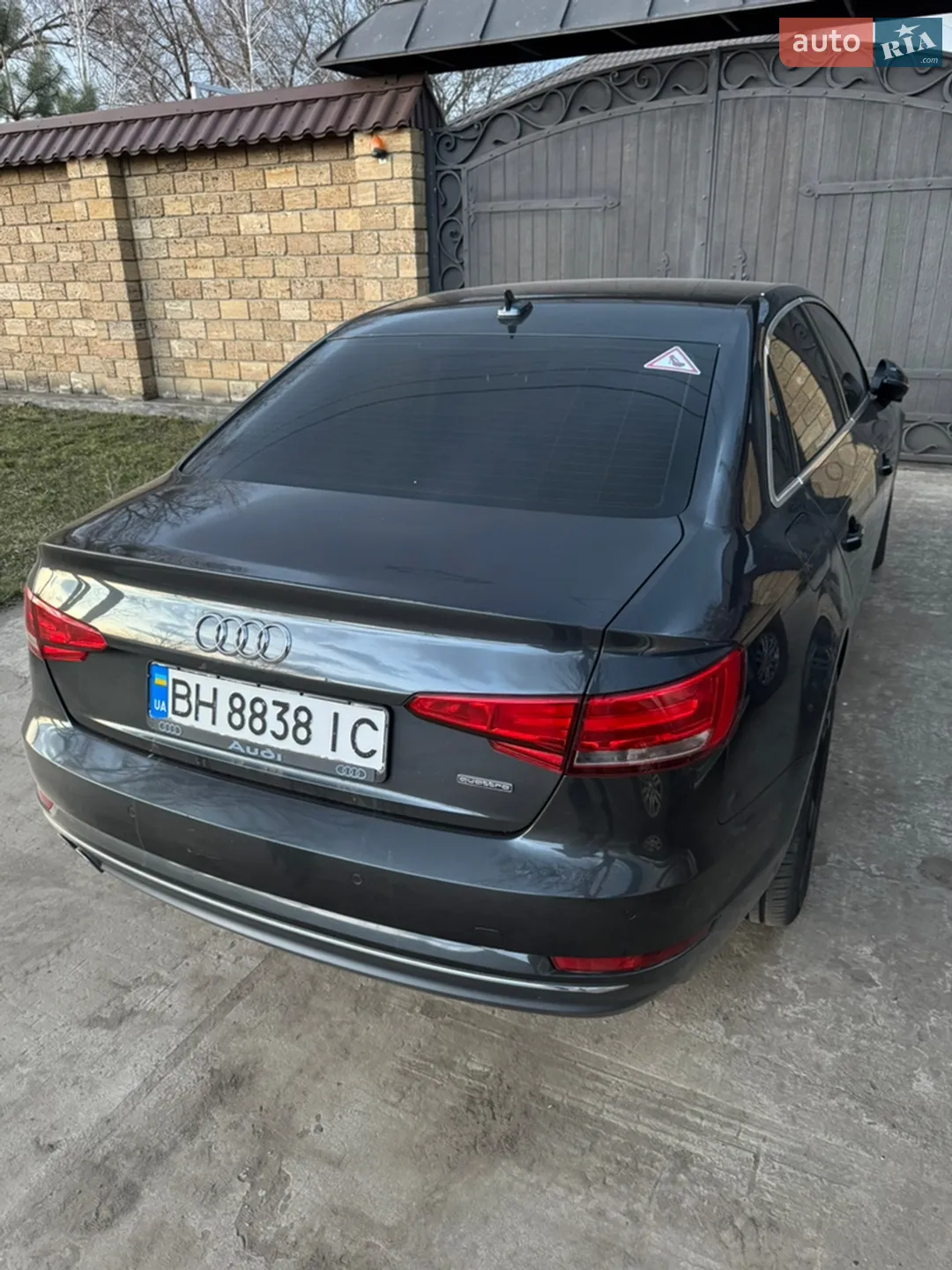 Audi A4 2016 VIN WAUZZZF41GA037992 фото оголошення 8 з 27