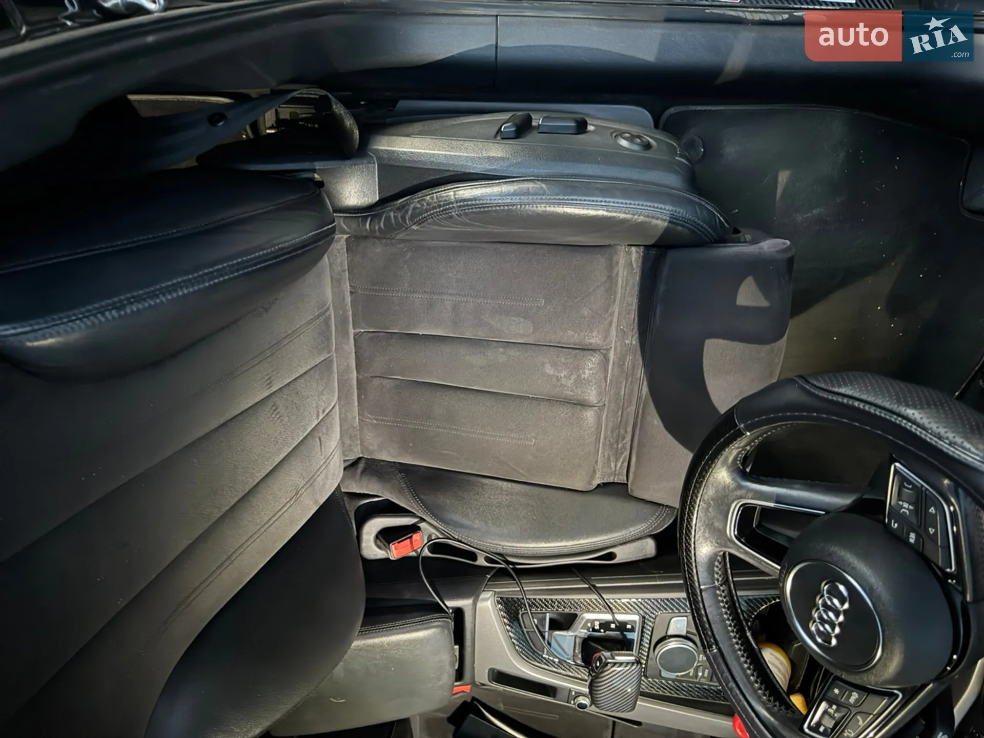 Audi A4 2016 VIN WAUZZZF41GA037992 фото оголошення 13 з 27